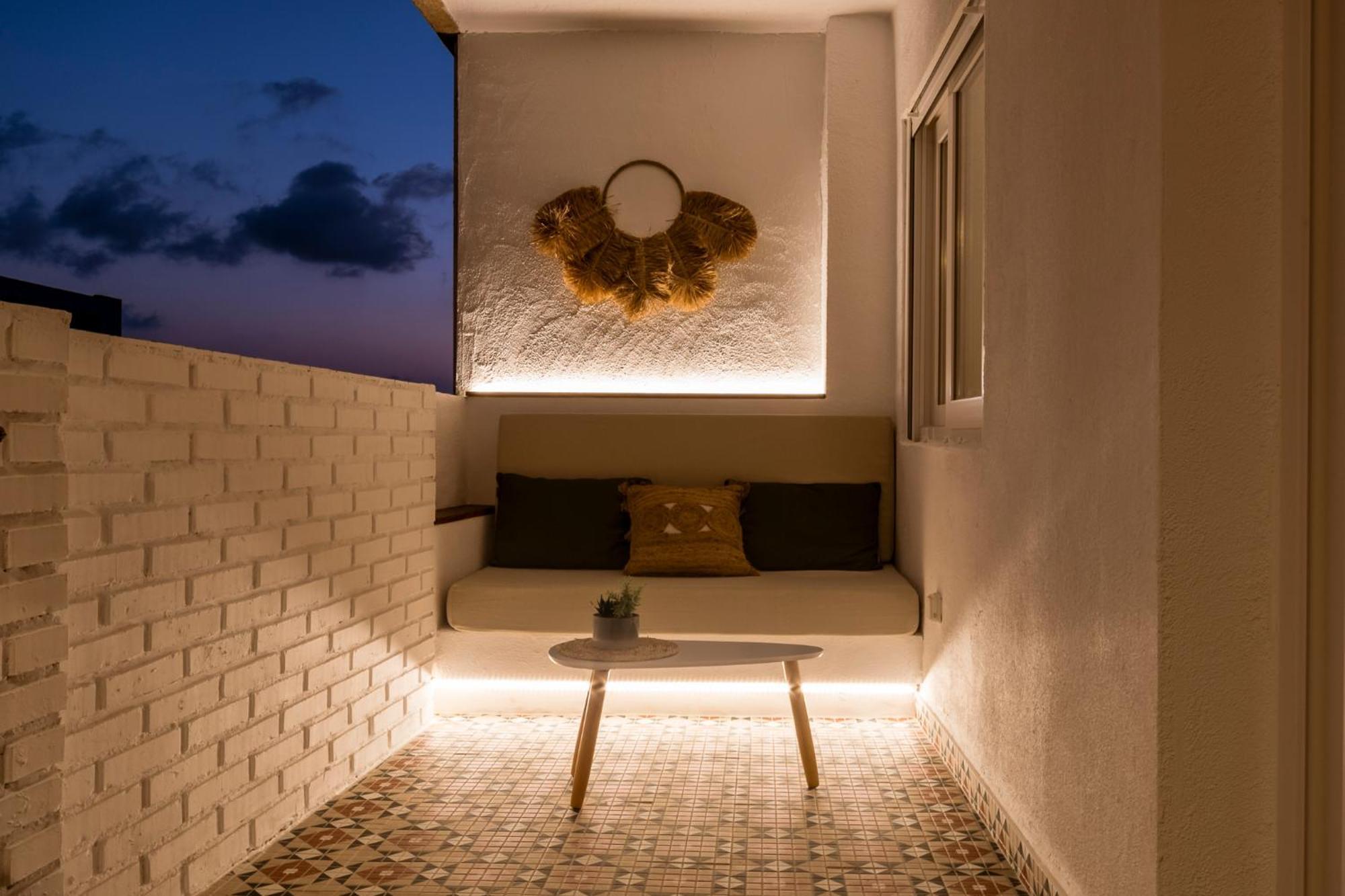K-Nat By Nuka Homes Platja de Larenal Dış mekan fotoğraf
